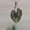 Dije en plata 9.25 con moldavita natural