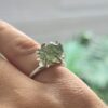 anillo en plata 925 con moldavita natural