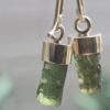 Aretes en plata 925 con moldavita natural