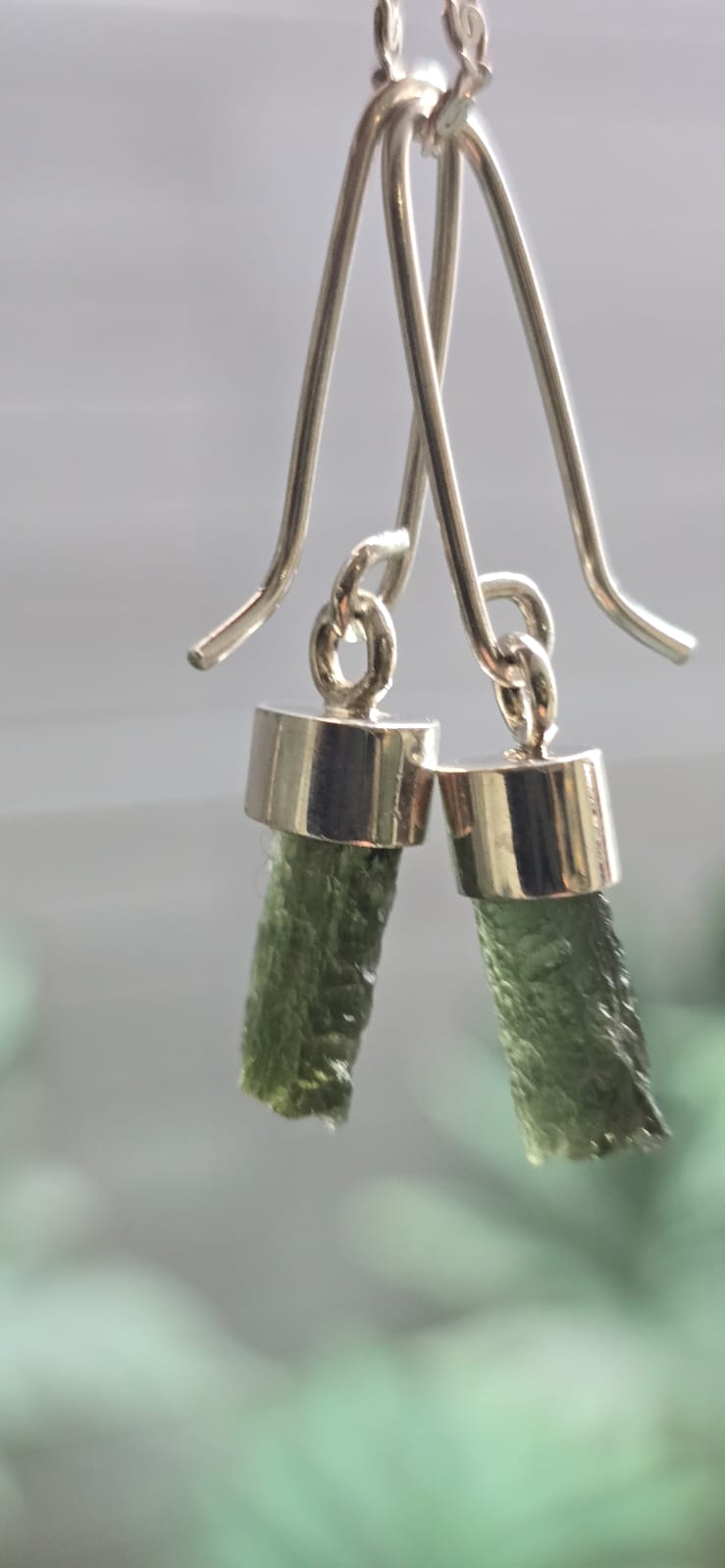 IMG-20250521-WA0027 Aretes en plata 925 con moldavita natural