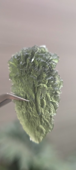 Moldavita auténtica en bruto de gran formato | Pieza única