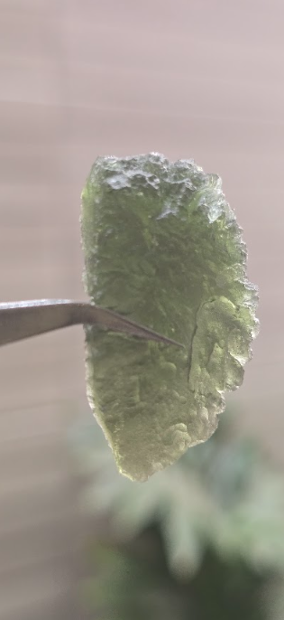 Moldavita auténtica en bruto de gran formato | Pieza única