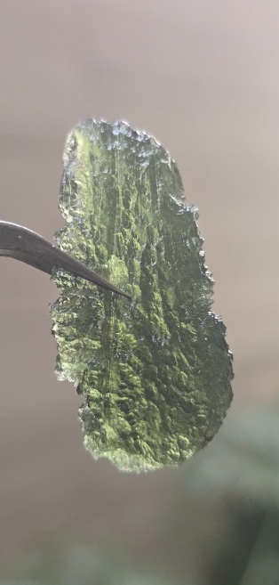 Moldavita auténtica en bruto de gran formato | Pieza única