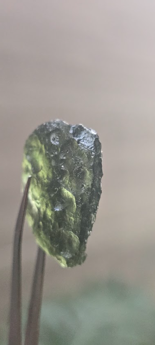 Moldavita auténtica en bruto de gran formato | Pieza única