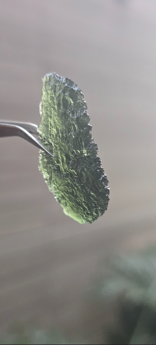 Moldavita auténtica en bruto de gran formato | Pieza única