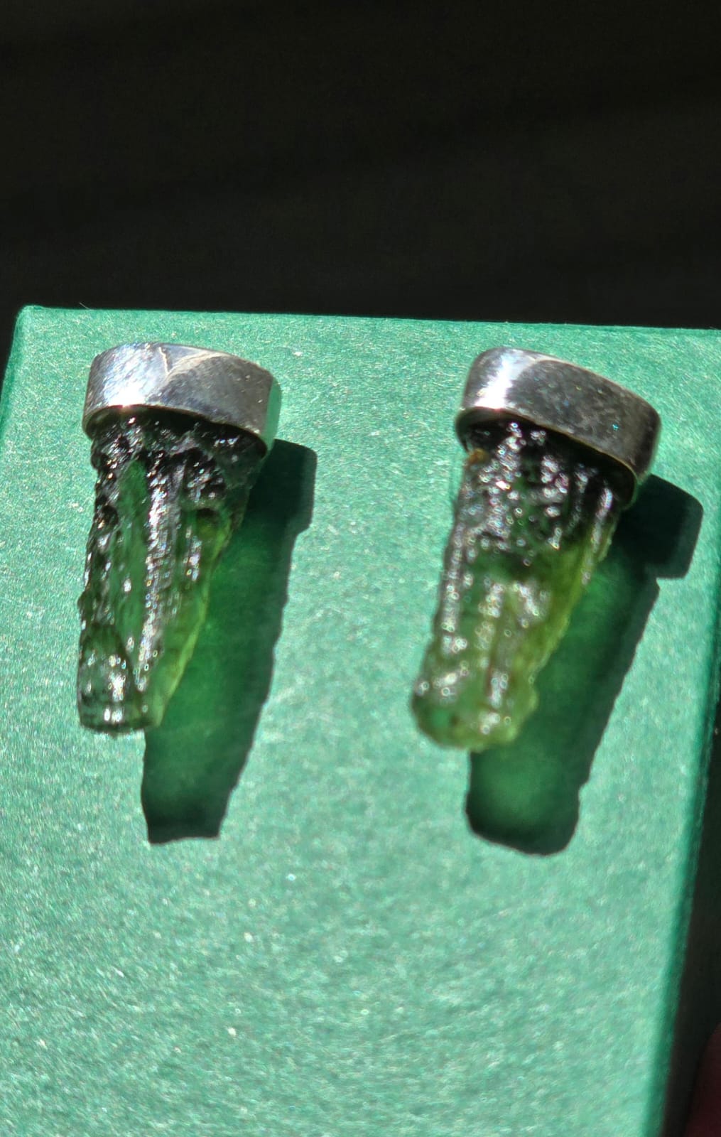 Aretes en plata 9.25 con moldavita natural