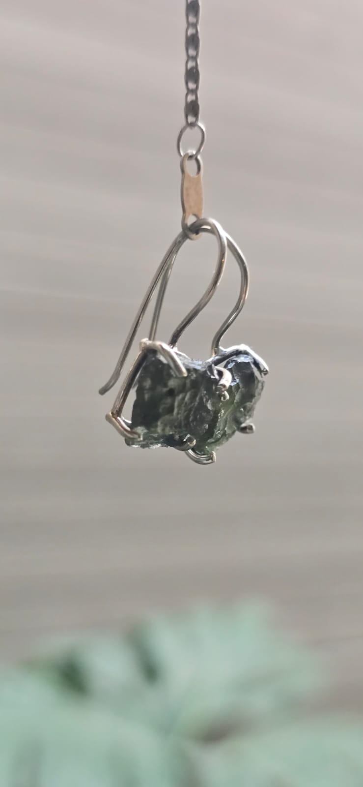 Aretes en plata 9.25 con moldavita natural