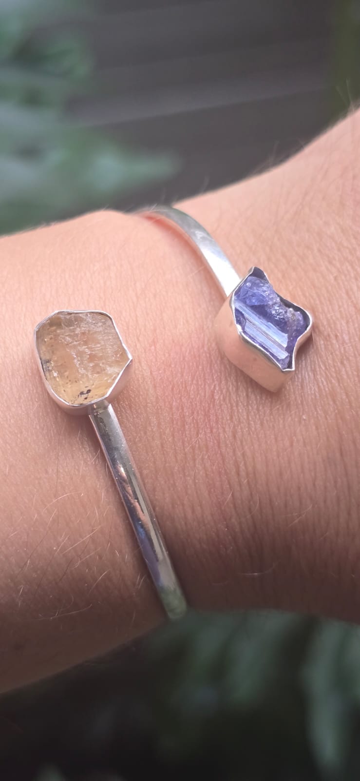 Pulsera en plata 9.25 con tanzanita + topacio dorado
