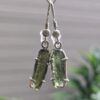 26-187 (3) Aretes en plata 9.25 con moldavita natural