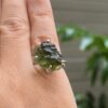 Anillo en plata 9.25 con moldavita natural